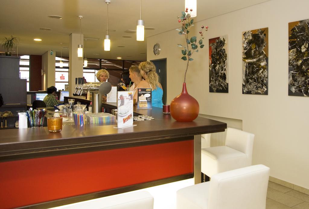 Matchpoint Hotel Алтдорф бай Нюрнберг Екстериор снимка